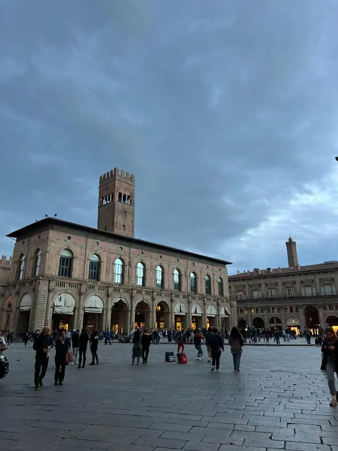 Piazza Grande Apartment Bologna 0*,